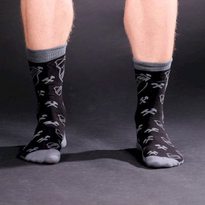 3645-ponozky cerne kladiva